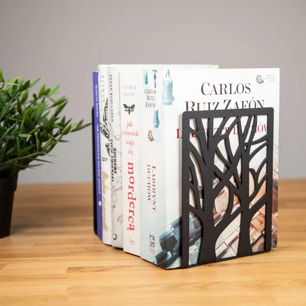 Metalowa podpórka do książek drzewa
